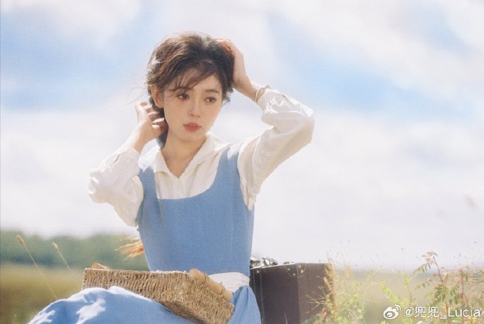 牙医经历激发导演灵感，《黑色孤儿》中权力控制戏份备受关注