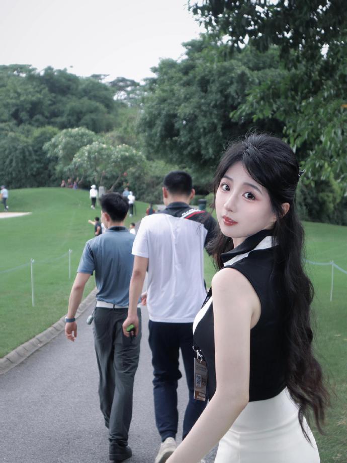 周星驰回归暑期档，《功夫女足》票房突破亿元