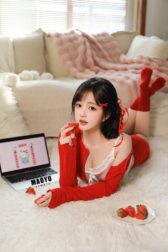 海贼王：红发歌姬 封面