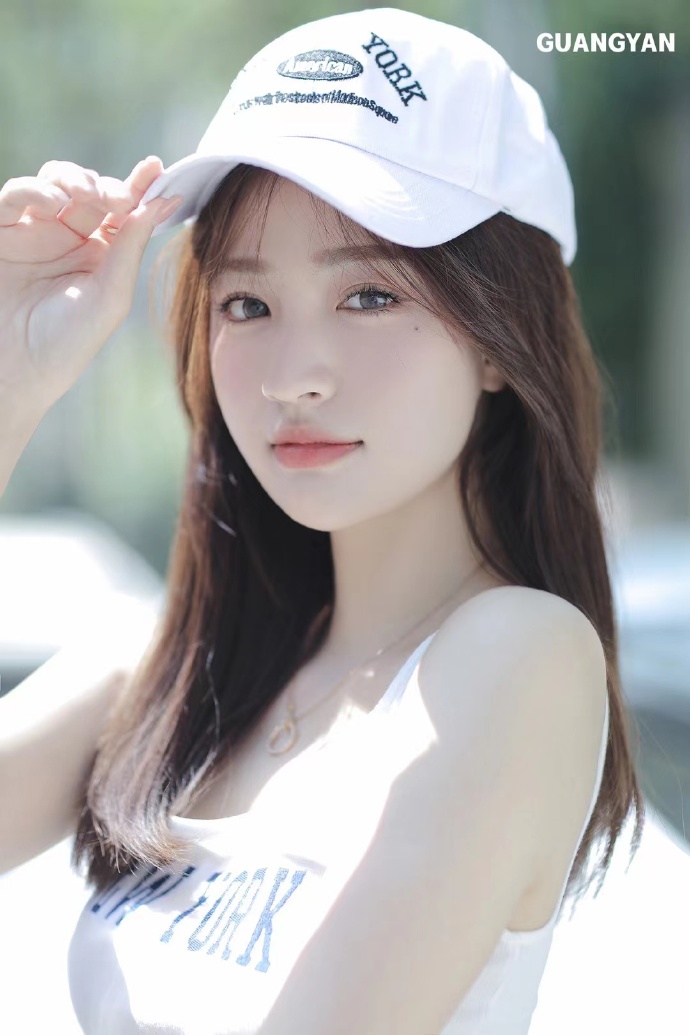 我的天才女友 封面